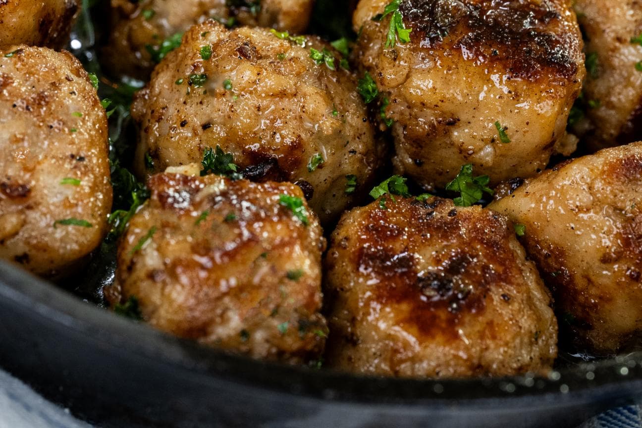 Måltidsbild på Köttbulle rå